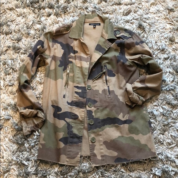 Kendall & Kylie Jackets & Blazers - Kendall & Kylie Camo Jacket